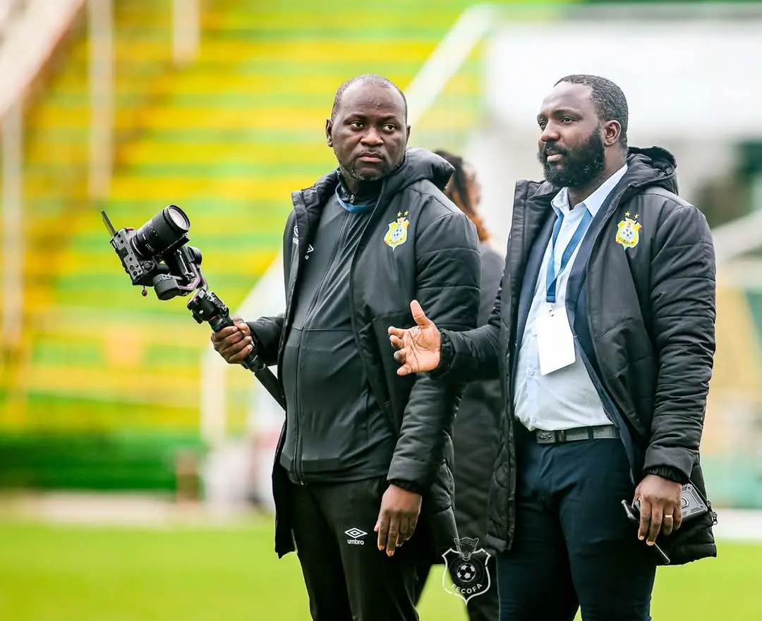 Guy et Hugues au stade des Martyrs à Kinshasa